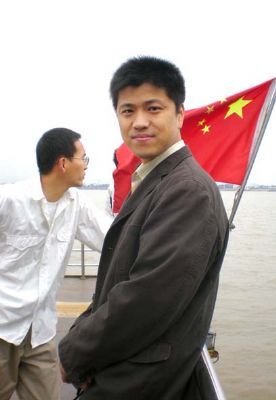 找那块红布的第二张照片--南京987婚恋网