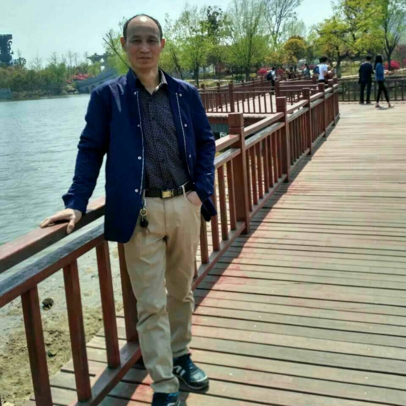 大随帅哥的第一张照片--南京相亲服务中心