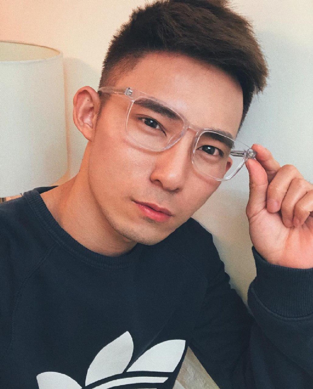 小伟的第一张照片--南京相亲服务中心