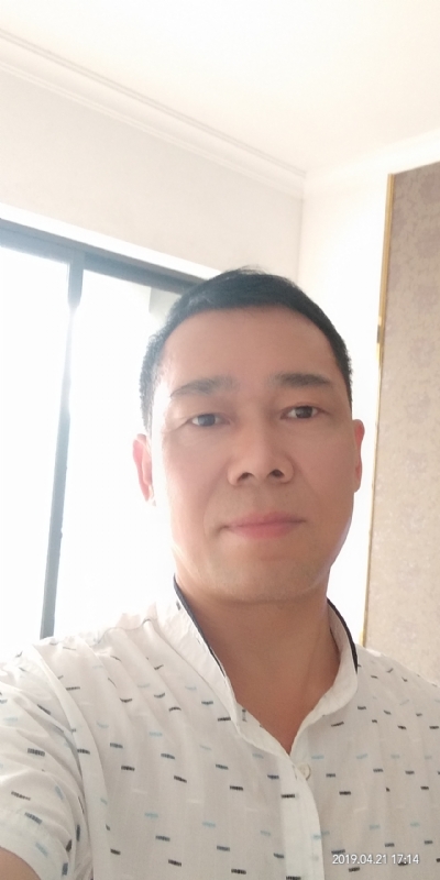 朝望大海的第一张照片--南京相亲服务中心