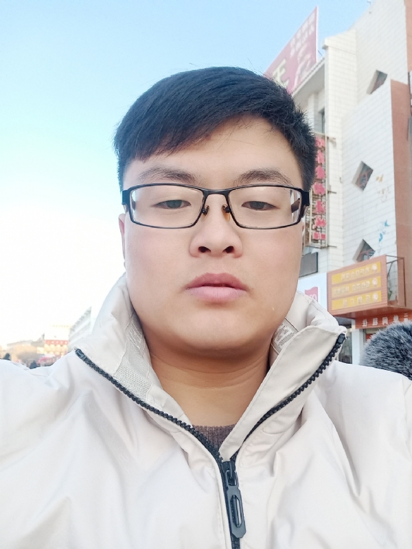 执子之手与子偕老的第一张照片--南京相亲服务中心