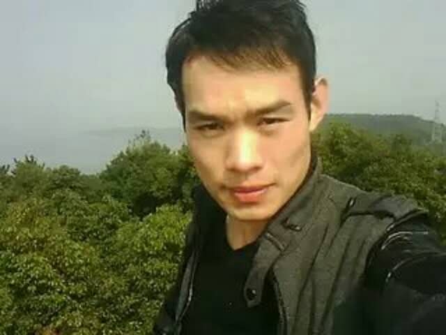 明镜的第一张照片--南京相亲服务中心