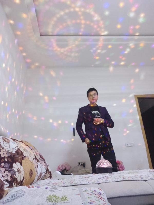 慕凡的第一张照片--南京相亲服务中心