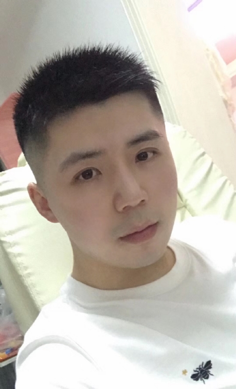 阿信的第一张照片--南京相亲服务中心