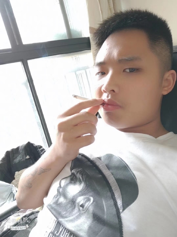 比比曾_的第三张照片--南京相亲服务中心
