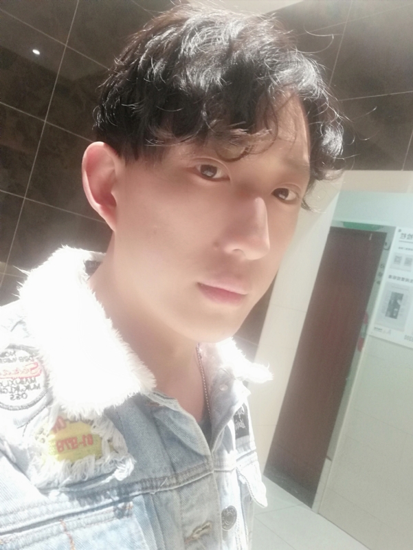 鲸落ii的第二张照片--南京相亲服务中心