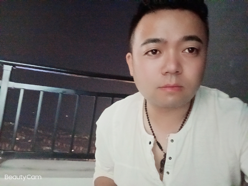 可么嗯哼的第一张照片--南京相亲服务中心