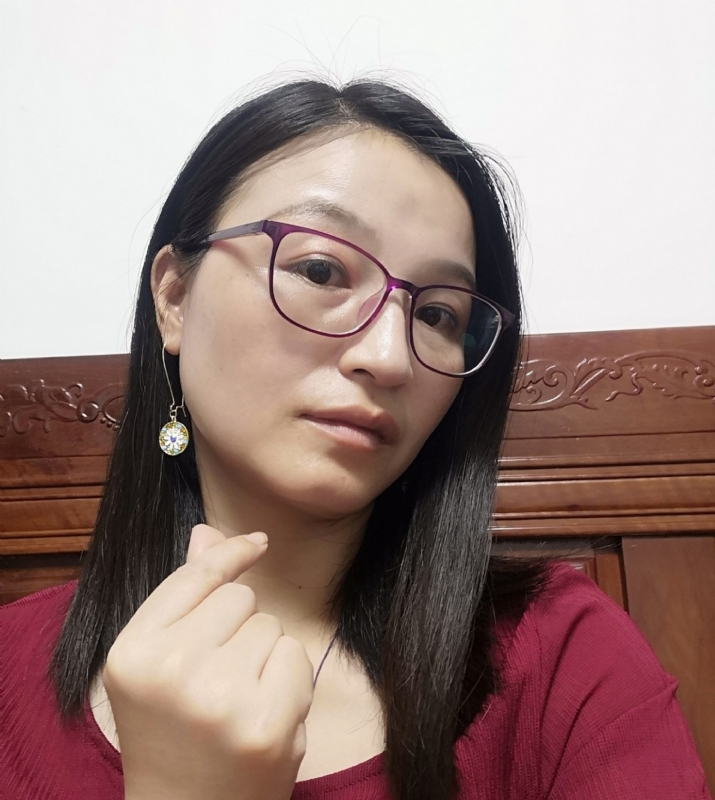 妹叮的第一张照片--南京相亲服务中心