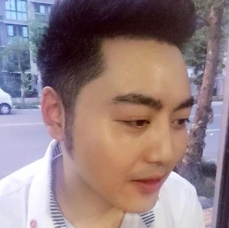 加油吧少年的第一张照片--南京相亲服务中心