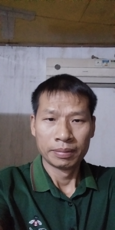 执着跋涉的第三张照片--南京相亲服务中心