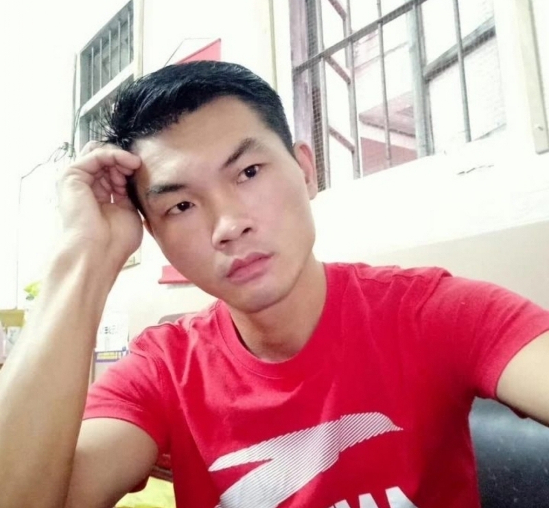 英俊的台灯的第一张照片--南京相亲服务中心