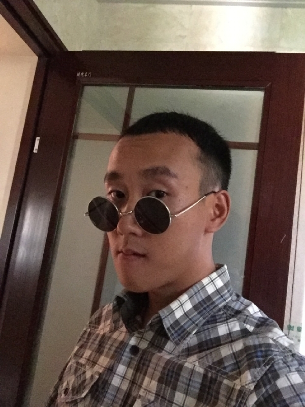 悲喜的第一张照片--南京相亲服务中心