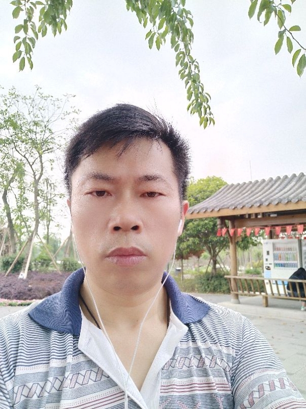 一个人的孤单的第一张照片--南京相亲服务中心