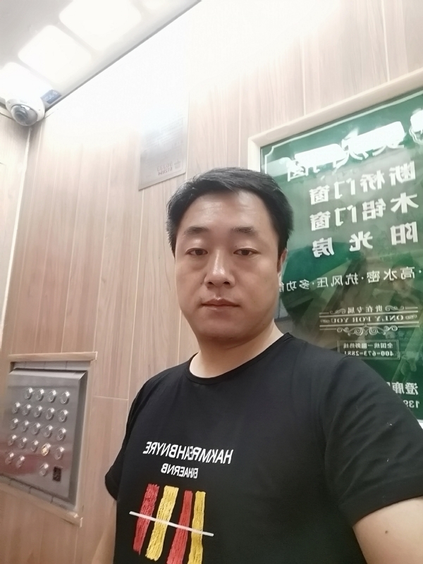 江南烟雨的第一张照片--南京相亲服务中心