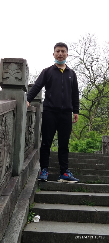 翁的第一张照片--南京相亲服务中心