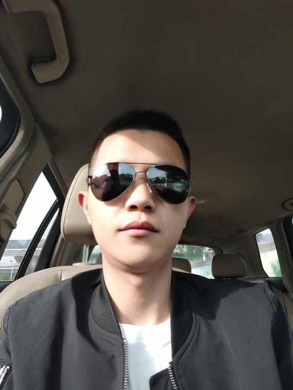 葛先生的第一张照片--南京相亲服务中心
