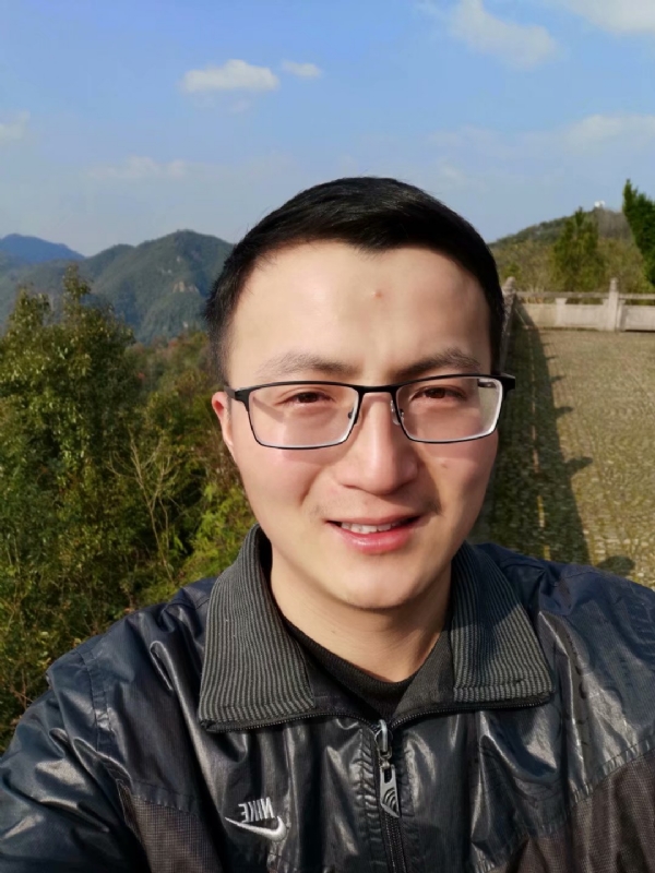 杨先生的第一张照片--南京相亲服务中心