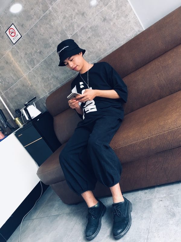 寻找的第三张照片--南京相亲服务中心