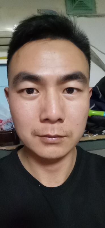 朴实无华的第一张照片--南京相亲服务中心