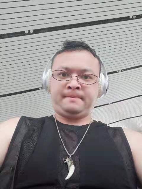 醉叶孤城的第一张照片--南京相亲服务中心