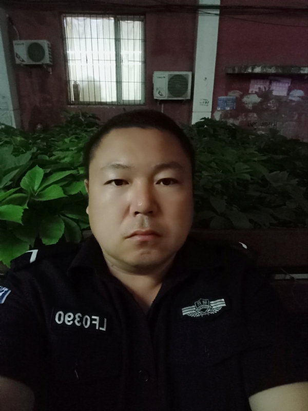 冯宇的第一张照片--南京相亲服务中心