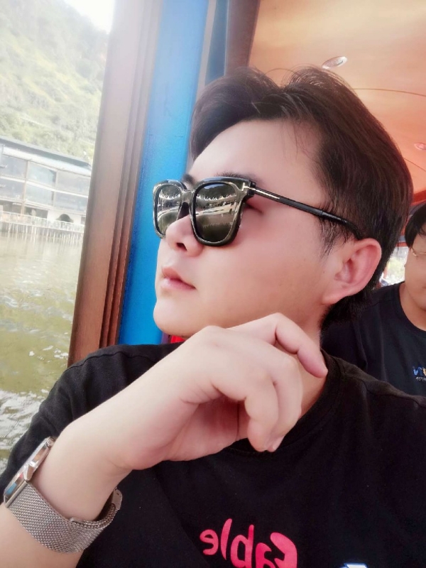 曲生的第三张照片--南京相亲服务中心