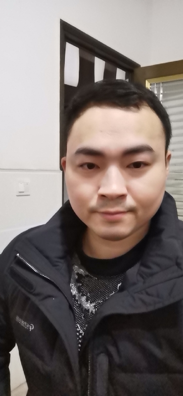 老实人的第一张照片--南京相亲服务中心