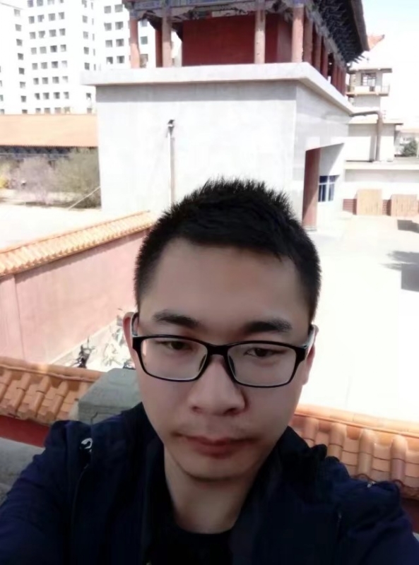 龙在天的第一张照片--南京相亲服务中心
