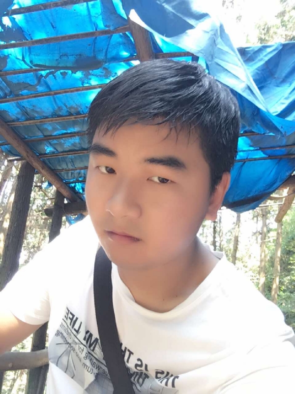 殷勤的王子的第三张照片--南京相亲服务中心