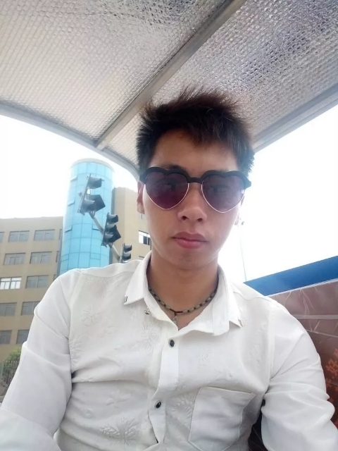 寻缘的第一张照片--南京相亲服务中心