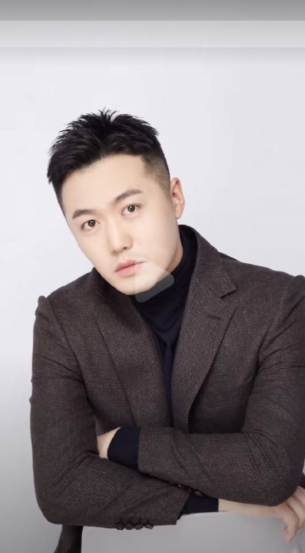 杨天枭的第一张照片--南京相亲服务中心