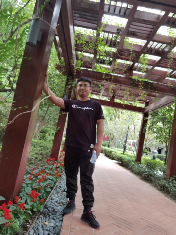 会飞的鱼的第二张照片--南京相亲服务中心