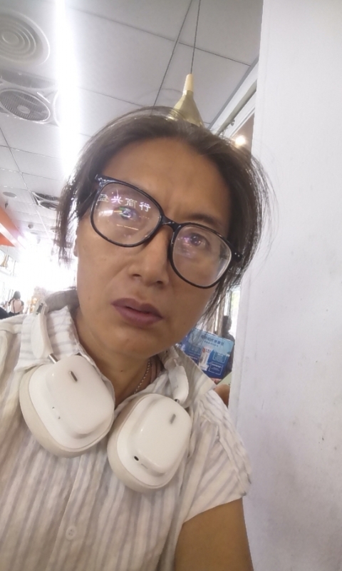 冬天的蔷薇的第三张照片--南京相亲服务中心