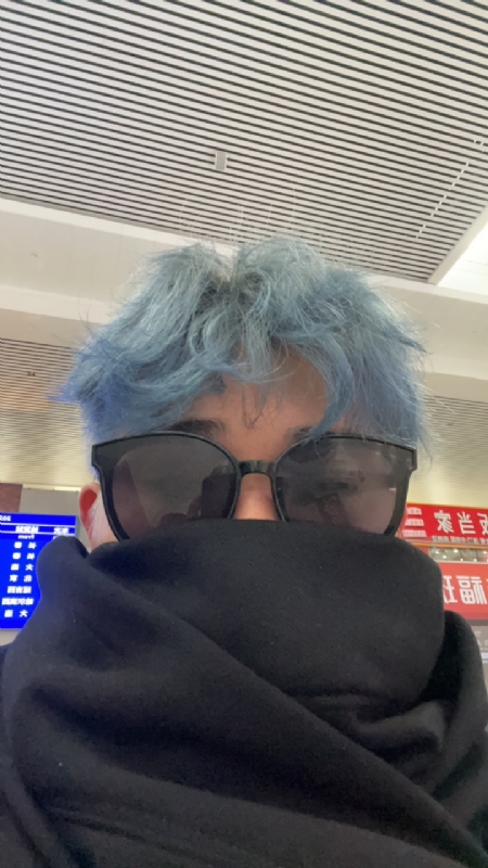 平行线的第一张照片--南京相亲服务中心