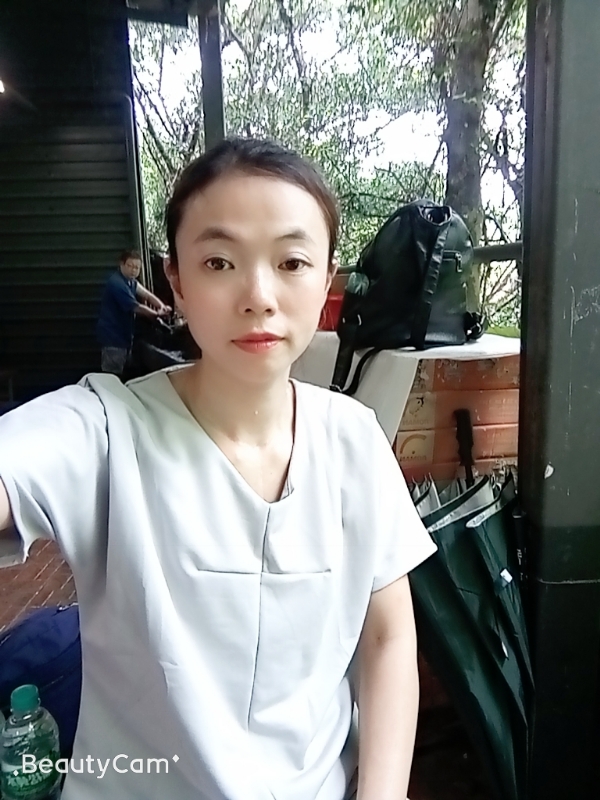 vivi的第一张照片--南京相亲服务中心